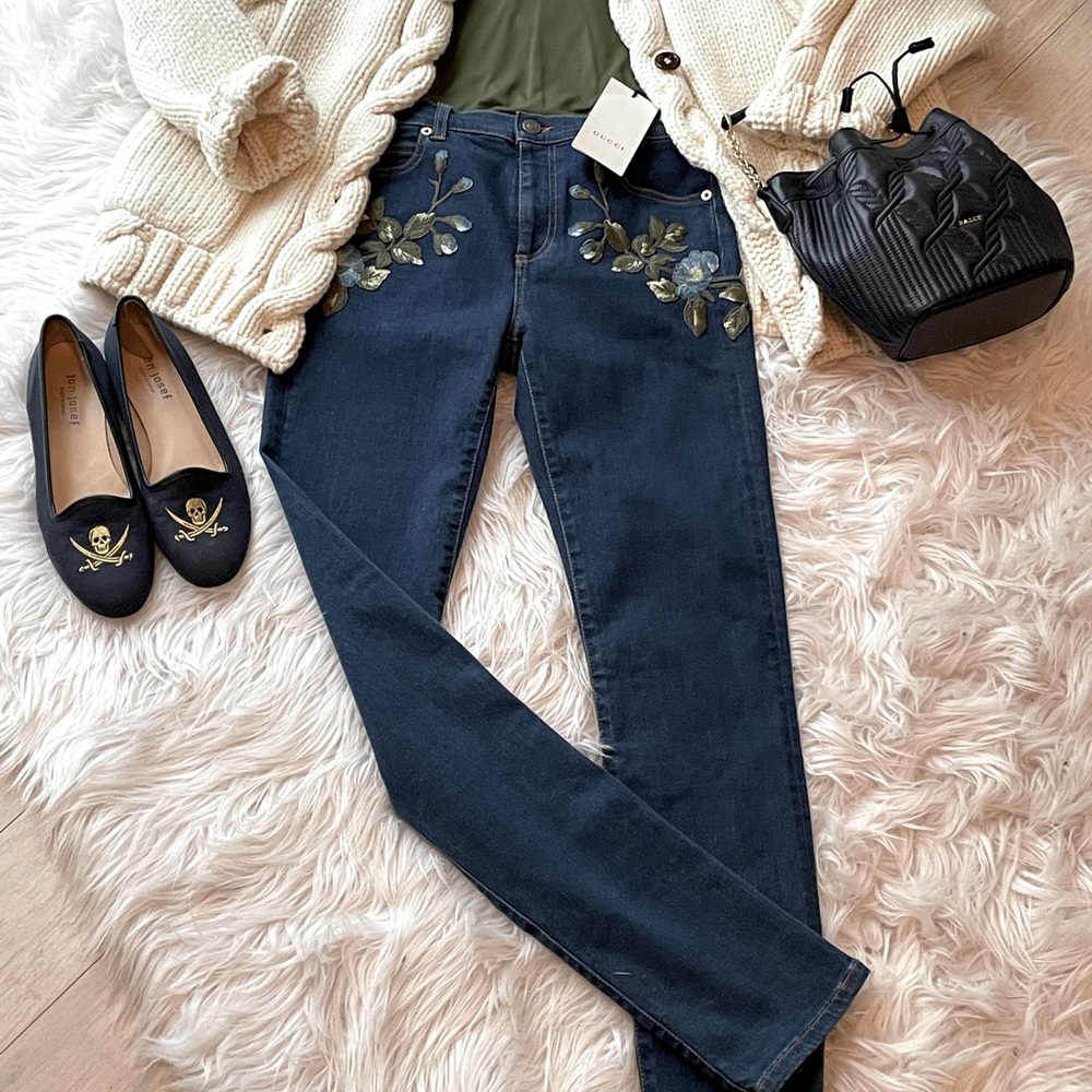 Gucci Dark Blue Straight Leg Jeans with Floral Embroidery